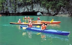 3D Ha Long Bay Cruising with Kayaking (P/CRN/3/4)